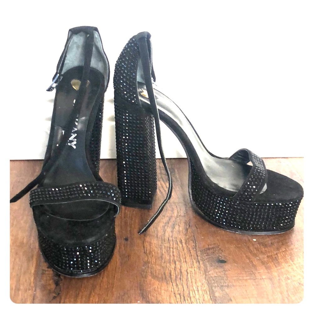 Hi heels Black with sparks